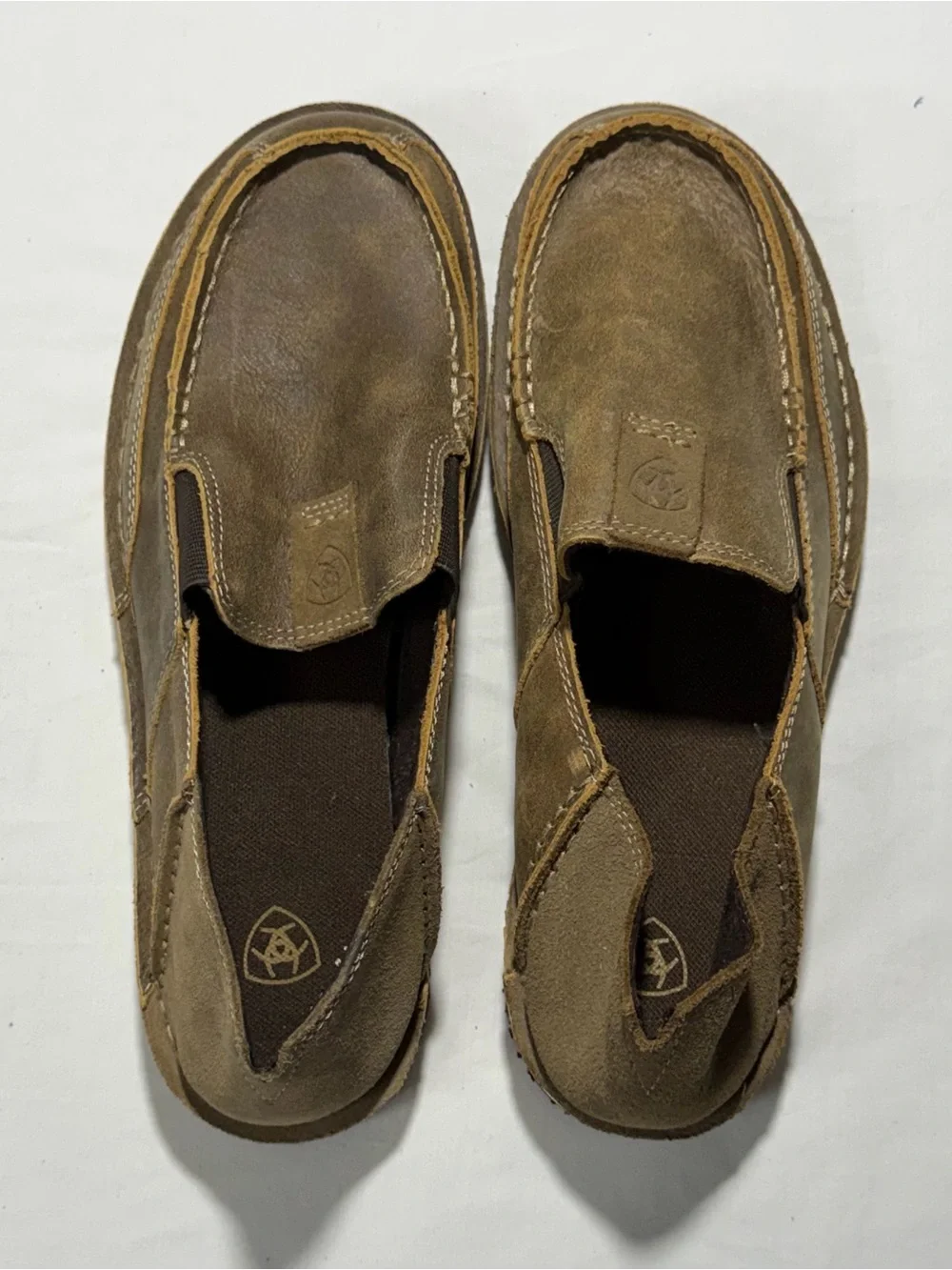 Like New ARIAT BOMBER CRUISER SHOES